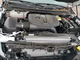 ✅ 2023 Jeep Grand Wagoneer Series III • VIN: 1C4SJVGP5PS570273 • Лот: 83839724. Опубликован ранее на Copart с пробегом 4 106 миль. Бесплатный доступ к архиву аукционных продаж из США и подробный отчёт об истории автомобиля на DreamBid. Изображение 15.