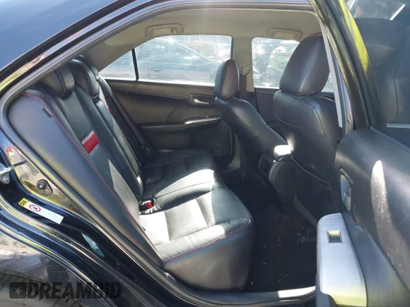 ✅ 2013 Toyota Camry SE • VIN: 4T1BF1FK8DU689981 • Lot: 43445974. Wystawiony na IAAI z przebiegiem 122 858 mil. Bezpłatny archiwum sprzedaży aukcyjnych z USA i szczegółowy raport historii pojazdu na DreamBid. Zdjęcie 8.