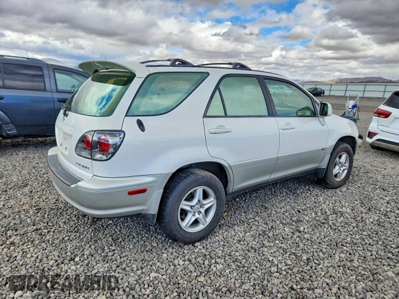 ✅ 2001 Lexus RX 300 • VIN: JTJHF10U410208021 • Лот: 55417356. Опубліковано раніше на Copart з пробігом 135 379 миль. Безкоштовний доступ до архіву аукціонних продажів зі США та докладний звіт про історію автомобіля на DreamBid. Зображення 3.