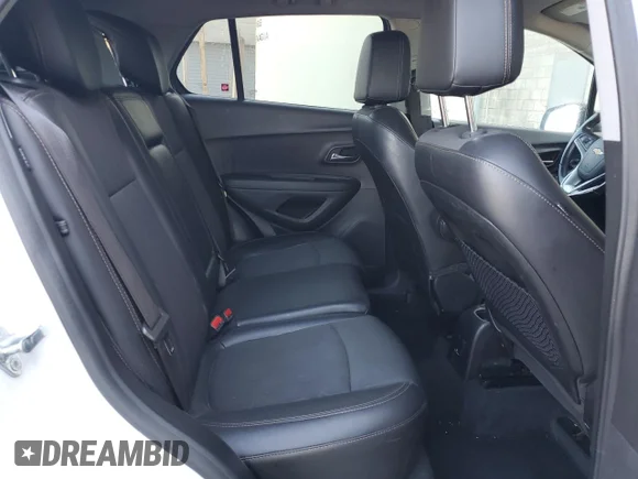 ✅ 2020 Chevrolet Trax LT • VIN: 3GNCJPSB1LL130692 • Lot: 77081644. Wystawiony na Copart z przebiegiem 64 261 mil. Bezpłatny archiwum sprzedaży aukcyjnych z USA i szczegółowy raport historii pojazdu na DreamBid. Zdjęcie 11.