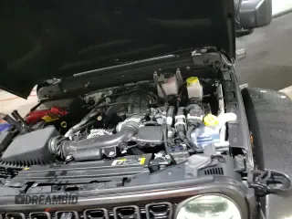 ✅ 2024 Jeep Gladiator Mojave X • VIN: 1C6JJTEG2RL107126 • Lot: 56300165. Wystawiony na Copart z przebiegiem 16 901 mil. Bezpłatny archiwum sprzedaży aukcyjnych z USA i szczegółowy raport historii pojazdu na DreamBid. Zdjęcie 15.