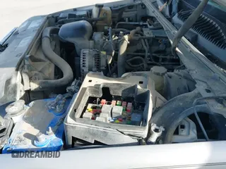 ✅ 2005 GMC Sierra 1500 SLT • VIN: 2GTEK13T651224641 • Лот: 43649654. Опубликован ранее на IAAI с пробегом 232 970 миль. Бесплатный доступ к архиву аукционных продаж из США и подробный отчёт об истории автомобиля на DreamBid. Изображение 20.