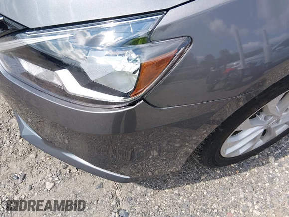 ✅ 2019 Nissan Sentra S • VIN: 3N1AB7AP1KY273236 • Lot: 45607668. Wystawiony na IAAI z przebiegiem 124 381 mil. Bezpłatny archiwum sprzedaży aukcyjnych z USA i szczegółowy raport historii pojazdu na DreamBid. Zdjęcie 6.