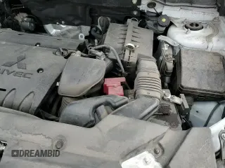 ✅ 2018 Mitsubishi Outlander SEL • VIN: JA4AP4AW5JZ010007 • Лот: 44347205. Опубликован ранее на Copart с пробегом 122 889 миль. Бесплатный доступ к архиву аукционных продаж из США и подробный отчёт об истории автомобиля на DreamBid. Изображение 13.