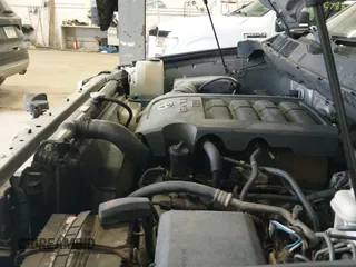 ✅ 2011 Toyota Tundra • VIN: 5TFDW5F16BX187753 • Лот: 42003416. Опубликован ранее на IAAI с пробегом 239 476 миль. Бесплатный доступ к архиву аукционных продаж из США и подробный отчёт об истории автомобиля на DreamBid. Изображение 19.