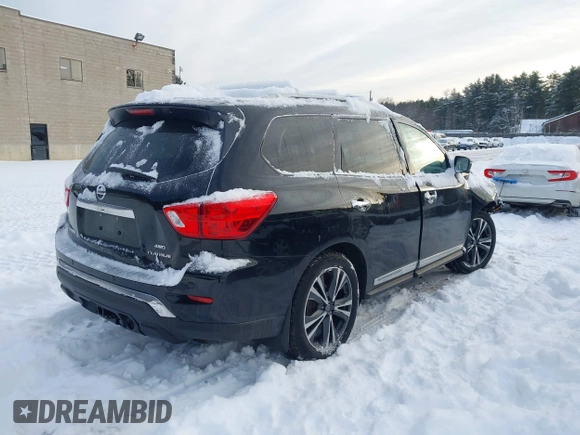 ✅ 2020 Nissan Pathfinder Platinum • VIN: 5N1DR2DM0LC640949 • Lot: 44191709. Wystawiony na IAAI z przebiegiem 82 814 mil. Bezpłatny archiwum sprzedaży aukcyjnych z USA i szczegółowy raport historii pojazdu na DreamBid. Zdjęcie 4.