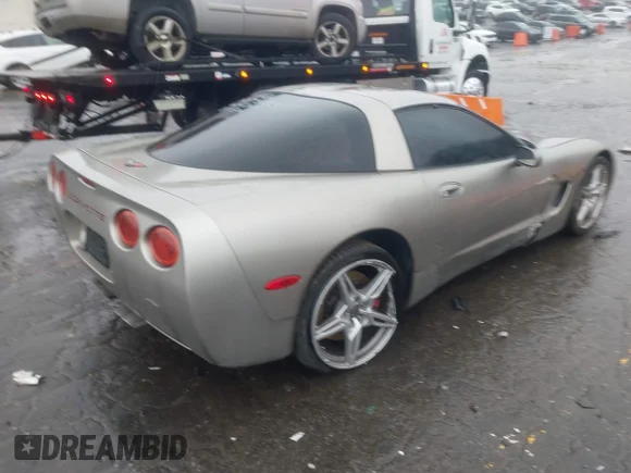 ✅ 1999 Chevrolet Corvette • VIN: 1G1YY22G6X5102149 • Lot: 44210766. Wystawiony na IAAI z przebiegiem 57 261 mil. Bezpłatny archiwum sprzedaży aukcyjnych z USA i szczegółowy raport historii pojazdu na DreamBid. Zdjęcie 4.
