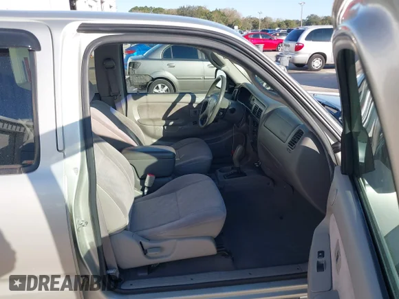 ✅ 2004 Toyota Tacoma PreRunner • VIN: 5TEGN92N64Z406688 • Lot: 44279571. Wystawiony na IAAI z przebiegiem 158 145 mil. Bezpłatny archiwum sprzedaży aukcyjnych z USA i szczegółowy raport historii pojazdu na DreamBid. Zdjęcie 5.