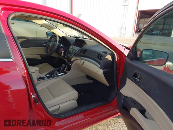✅ 2017 Acura ILX • VIN: 19UDE2F3XHA009070 • Lot: 44209088. Wystawiony na IAAI z przebiegiem 110 213 mil. Bezpłatny archiwum sprzedaży aukcyjnych z USA i szczegółowy raport historii pojazdu na DreamBid. Zdjęcie 5.
