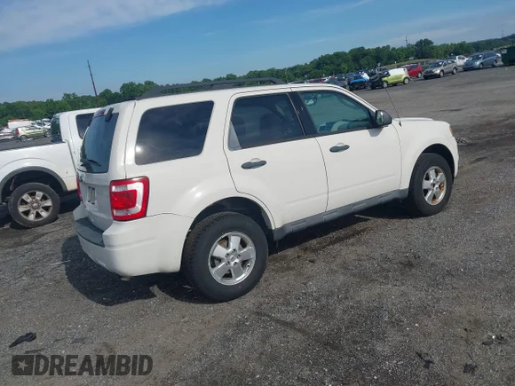 ✅ 2012 Ford Escape XLT • VIN: 1FMCU0D74CKA97765 • Lot: 45481847. Wystawiony na IAAI z przebiegiem 134 365 mil. Bezpłatny archiwum sprzedaży aukcyjnych z USA i szczegółowy raport historii pojazdu na DreamBid. Zdjęcie 4.