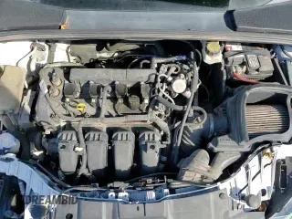 ✅ 2018 Ford Focus Titanium • VIN: 1FADP3N21JL289596 • Lot: 82662825. Wystawiony na Copart z przebiegiem 115 407 mil. Bezpłatny archiwum sprzedaży aukcyjnych z USA i szczegółowy raport historii pojazdu na DreamBid. Zdjęcie 14.