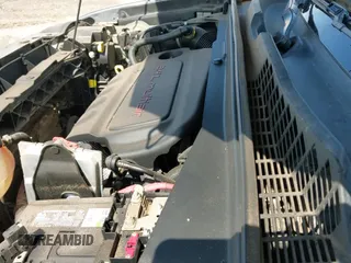 ✅ 2018 Jeep Renegade Latitude • VIN: ZACCJABB7JPH97177 • Lot: 42671730. Wystawiony na IAAI z przebiegiem 48 989 mil. Bezpłatny archiwum sprzedaży aukcyjnych z USA i szczegółowy raport historii pojazdu na DreamBid. Zdjęcie 18.