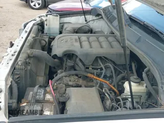 ✅ 2011 Toyota Tundra • VIN: 5TFJM5F16BX001220 • Lot: 42095954. Listed on IAAI with 250,427 mi. Free auction sales archive from the USA and detailed vehicle history report at DreamBid. Image 20.