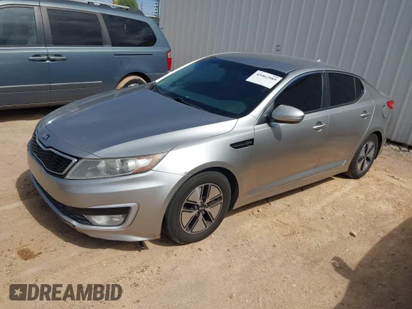 ✅ 2012 Kia Optima Hybrid • VIN: KNAGM4AD1C5032746 • Lot: 45462989. Wystawiony na IAAI z przebiegiem 135 220 mil. Bezpłatny archiwum sprzedaży aukcyjnych z USA i szczegółowy raport historii pojazdu na DreamBid. Zdjęcie 2.