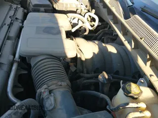 ✅ 2022 Chevrolet Silverado 1500 RST • VIN: 3GCPWDEDXNG218403 • Lot: 41218496. Wystawiony na IAAI z przebiegiem 126 573 mil. Bezpłatny archiwum sprzedaży aukcyjnych z USA i szczegółowy raport historii pojazdu na DreamBid. Zdjęcie 20.