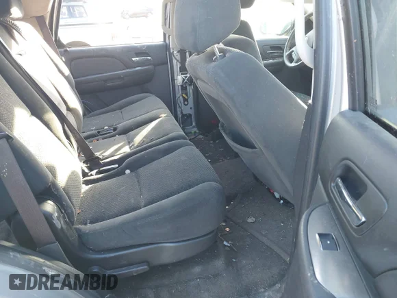 ✅ 2007 Chevrolet Tahoe LS • VIN: 1GNEC13J47J139938 • Lot: 44175062. Wystawiony na IAAI z przebiegiem Nie podano. Bezpłatny archiwum sprzedaży aukcyjnych z USA i szczegółowy raport historii pojazdu na DreamBid. Zdjęcie 8.