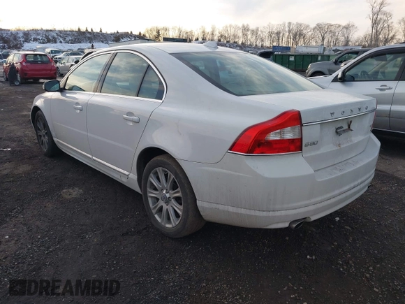✅ 2010 Volvo S80 I6 • VIN: YV1960AS8A1116025 • Lot: 43973585. Wystawiony na IAAI z przebiegiem 215 488 mil. Bezpłatny archiwum sprzedaży aukcyjnych z USA i szczegółowy raport historii pojazdu na DreamBid. Zdjęcie 3.