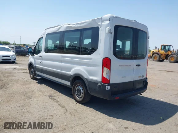 ✅ 2023 Ford Transit Passenger XL • VIN: 1FBAX2CG7PKC04821 • Лот: 42379783. Опубліковано раніше на IAAI з пробігом 15 909 миль. Безкоштовний доступ до архіву аукціонних продажів зі США та докладний звіт про історію автомобіля на DreamBid. Зображення 3.