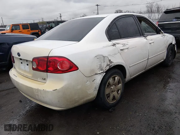 ✅ 2007 Kia Optima LX • VIN: KNAGE123975082687 • Лот: 44667474. Опубліковано раніше на IAAI з пробігом 137 524 миль. Безкоштовний доступ до архіву аукціонних продажів зі США та докладний звіт про історію автомобіля на DreamBid. Зображення 4.