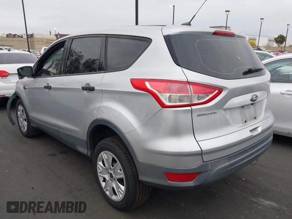 ✅ 2016 Ford Escape S • VIN: 1FMCU0F76GUB99365 • Lot: 44784605. Wystawiony na IAAI z przebiegiem 112 708 mil. Bezpłatny archiwum sprzedaży aukcyjnych z USA i szczegółowy raport historii pojazdu na DreamBid. Zdjęcie 3.