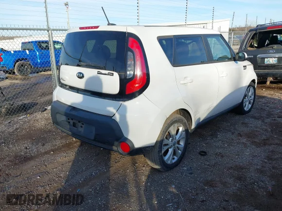 ✅ 2015 Kia Soul + • VIN: KNDJP3A50F7215759 • Lot: 44290058. Wystawiony na IAAI z przebiegiem 117 870 mil. Bezpłatny archiwum sprzedaży aukcyjnych z USA i szczegółowy raport historii pojazdu na DreamBid. Zdjęcie 4.