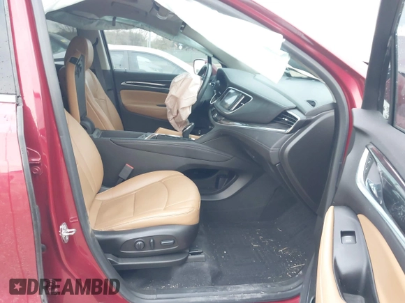 ✅ 2018 Buick Enclave Essence • VIN: 5GAERBKW3JJ189829 • Lot: 44200415. Wystawiony na IAAI z przebiegiem 89 952 mil. Bezpłatny archiwum sprzedaży aukcyjnych z USA i szczegółowy raport historii pojazdu na DreamBid. Zdjęcie 5.