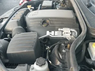 ✅ 2015 Jeep Grand Cherokee Overland • VIN: 1C4RJFCT0FC951416 • Lot: 43642450. Wystawiony na IAAI z przebiegiem 154 982 mil. Bezpłatny archiwum sprzedaży aukcyjnych z USA i szczegółowy raport historii pojazdu na DreamBid. Zdjęcie 19.