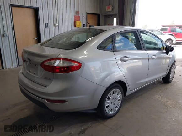 ✅ 2017 Ford Fiesta S • VIN: 3FADP4AJ5HM147537 • Lot: 45287259. Wystawiony na IAAI z przebiegiem Nie podano. Bezpłatny archiwum sprzedaży aukcyjnych z USA i szczegółowy raport historii pojazdu na DreamBid. Zdjęcie 4.