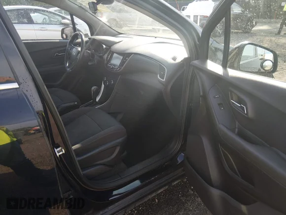✅ 2017 Chevrolet Trax LT • VIN: 3GNCJPSB7HL181881 • Лот: 45323231. Опубликован ранее на IAAI с пробегом 129 443 миль. Бесплатный доступ к архиву аукционных продаж из США и подробный отчёт об истории автомобиля на DreamBid. Изображение 5.