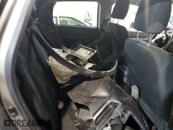 ✅ 2022 Mitsubishi Outlander ES • VIN: JA4ARUAU1NU006614 • Lot: 70782792. Wystawiony na Copart z przebiegiem Nie podano. Bezpłatny archiwum sprzedaży aukcyjnych z USA i szczegółowy raport historii pojazdu na DreamBid. Zdjęcie 10.