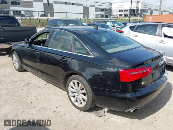✅ 2013 Audi A6 Premium Plus • VIN: WAUGFAFC7DN131601 • Лот: 45274562. Опубліковано раніше на IAAI з пробігом 243 761 миль. Безкоштовний доступ до архіву аукціонних продажів зі США та докладний звіт про історію автомобіля на DreamBid. Зображення 3.