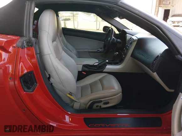 ✅ 2006 Chevrolet Corvette • VIN: 1G1YY36U565110165 • Lot: 45116018. Listed on IAAI with 102,618 mi. Free auction sales archive from the USA and detailed vehicle history report at DreamBid. Image 8.