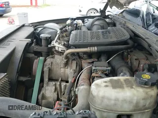 ✅ 2007 GMC Sierra 2500HD SLE1 • VIN: 1GTHK23DX7F166914 • Lot: 42827296. Listed on IAAI with 328,521 mi. Free auction sales archive from the USA and detailed vehicle history report at DreamBid. Image 19.