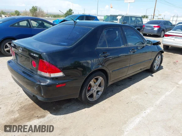 ✅ 2002 Lexus IS 300/350 • VIN: JTHBD192220036359 • Лот: 43126564. Опубліковано раніше на IAAI з пробігом 202 703 миль. Безкоштовний доступ до архіву аукціонних продажів зі США та докладний звіт про історію автомобіля на DreamBid. Зображення 4.