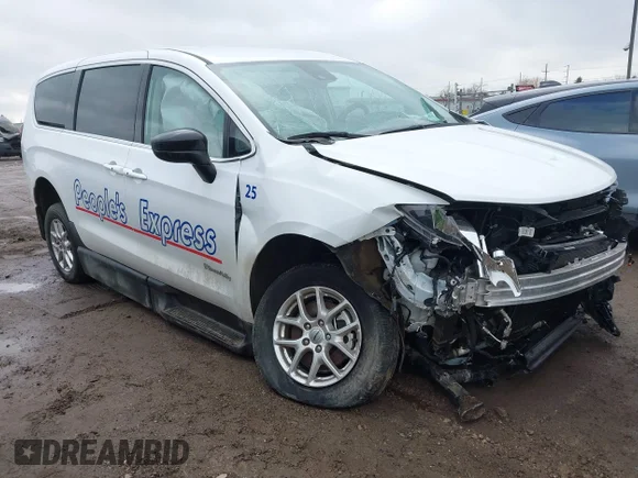 ✅ 2024 Chrysler Voyager LX • VIN: 2C4RC1CG6RR157936 • Lot: 44380985. Listed on IAAI with 25,454 mi. Free auction sales archive from the USA and detailed vehicle history report at DreamBid. Image 1.