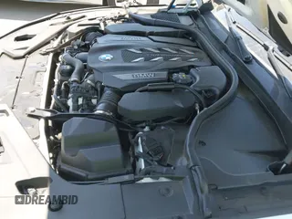 ✅ 2022 BMW 8 Series M850i • VIN: WBAGV8C02NCH87808 • Lot: 42255995. Wystawiony na IAAI z przebiegiem 34 285 mil. Bezpłatny archiwum sprzedaży aukcyjnych z USA i szczegółowy raport historii pojazdu na DreamBid. Zdjęcie 20.