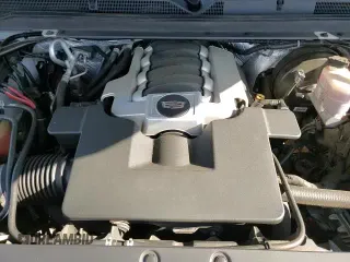 ✅ 2017 Cadillac Escalade Luxury • VIN: 1GYS4BKJ5HR309396 • Lot: 86686715. Wystawiony na Copart z przebiegiem 106 225 mil. Bezpłatny archiwum sprzedaży aukcyjnych z USA i szczegółowy raport historii pojazdu na DreamBid. Zdjęcie 14.