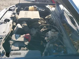 ✅ 2011 Ford Escape Limited • VIN: 1FMCU0EG7BKB26916 • Lot: 42053161. Wystawiony na IAAI z przebiegiem 194 669 mil. Bezpłatny archiwum sprzedaży aukcyjnych z USA i szczegółowy raport historii pojazdu na DreamBid. Zdjęcie 17.