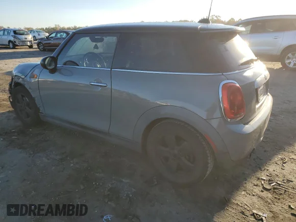 ✅ 2015 MINI Hardtop • VIN: WMWXM5C59FT942656 • Лот: 76965024. Опубліковано раніше на Copart з пробігом 83 494 миль. Безкоштовний доступ до архіву аукціонних продажів зі США та докладний звіт про історію автомобіля на DreamBid. Зображення 2.