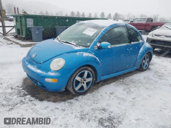 ✅ 2004 Volkswagen Beetle Satellite Blue • VIN: 3VWGK31C34M420645 • Lot: 44443035. Wystawiony na IAAI z przebiegiem 95 863 mil. Bezpłatny archiwum sprzedaży aukcyjnych z USA i szczegółowy raport historii pojazdu na DreamBid. Zdjęcie 2.