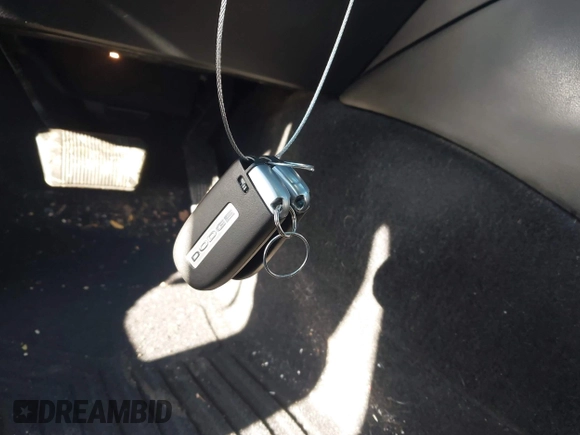 ✅ 2021 Dodge Charger R/T • VIN: 2C3CDXCT6MH608806 • Lot: 43986503. Wystawiony na IAAI z przebiegiem 165 762 mil. Bezpłatny archiwum sprzedaży aukcyjnych z USA i szczegółowy raport historii pojazdu na DreamBid. Zdjęcie 11.