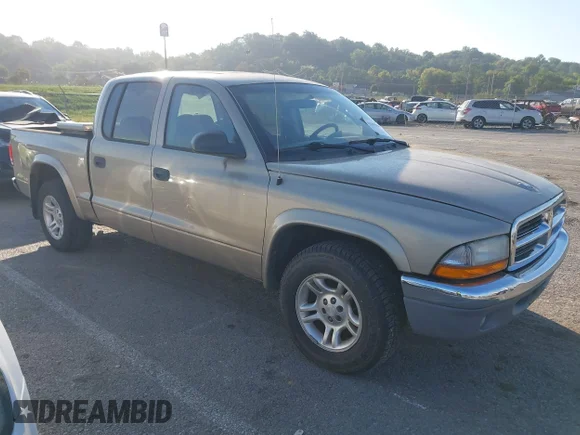 ✅ 2004 Dodge Dakota SLT • VIN: 1D7HL48N04S733294 • Лот: 43395082. Опубліковано раніше на IAAI з пробігом 123 502 миль. Безкоштовний доступ до архіву аукціонних продажів зі США та докладний звіт про історію автомобіля на DreamBid. Зображення 1.