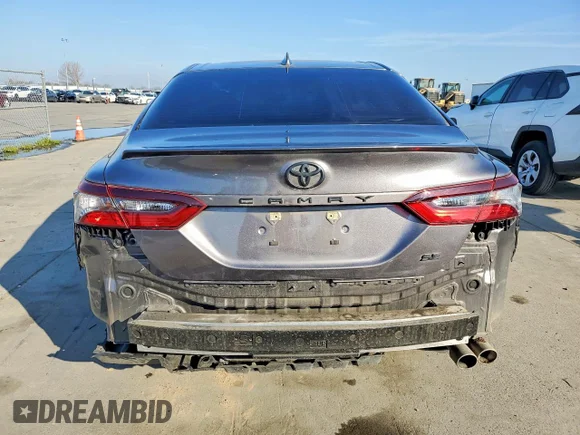 ✅ 2024 Toyota Camry SE • VIN: 4T1G11AK5RU208538 • Lot: 75958895. Wystawiony na Copart z przebiegiem 55 062 mil. Bezpłatny archiwum sprzedaży aukcyjnych z USA i szczegółowy raport historii pojazdu na DreamBid. Zdjęcie 6.
