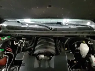 ✅ 2019 Chevrolet Silverado 1500 LT • VIN: 2GCVKPEC9K1117496 • Lot: 86855295. Wystawiony na Copart z przebiegiem 96 780 mil. Bezpłatny archiwum sprzedaży aukcyjnych z USA i szczegółowy raport historii pojazdu na DreamBid. Zdjęcie 15.