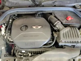 ✅ 2018 MINI Convertible Cooper • VIN: WMWWG5C52J3D00536 • Лот: 57038785. Опубликован ранее на Copart с пробегом 67 234 миль. Бесплатный доступ к архиву аукционных продаж из США и подробный отчёт об истории автомобиля на DreamBid. Изображение 16.