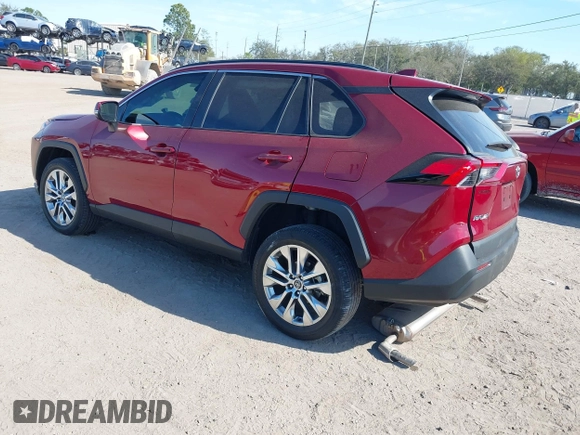 ✅ 2020 Toyota RAV4 XLE Premium • VIN: 2T3C1RFV7LC083932 • Lot: 44309023. Wystawiony na IAAI z przebiegiem 29 320 mil. Bezpłatny archiwum sprzedaży aukcyjnych z USA i szczegółowy raport historii pojazdu na DreamBid. Zdjęcie 3.