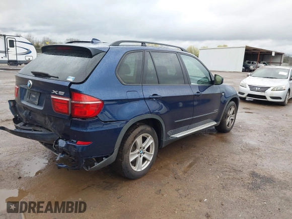 ✅ 2012 BMW X5 35d • VIN: 5UXZW0C57CL664746 • Лот: 44594184. Опубликован ранее на IAAI с пробегом 134 730 миль. Бесплатный доступ к архиву аукционных продаж из США и подробный отчёт об истории автомобиля на DreamBid. Изображение 4.