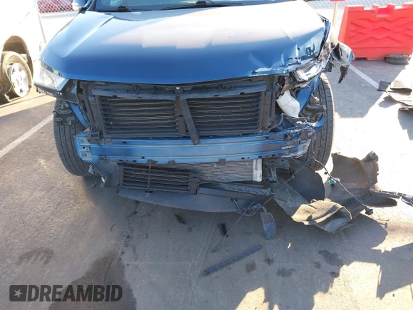 ✅ 2022 Chevrolet Traverse LT Cloth • VIN: 1GNERGKW1NJ125569 • Lot: 44145266. Wystawiony na IAAI z przebiegiem 82 862 mil. Bezpłatny archiwum sprzedaży aukcyjnych z USA i szczegółowy raport historii pojazdu na DreamBid. Zdjęcie 6.