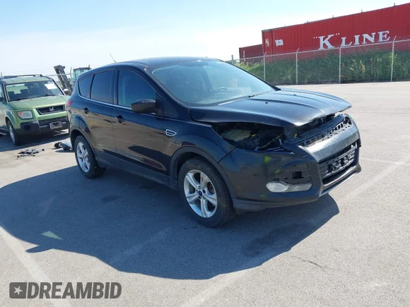 ✅ 2015 Ford Escape SE • VIN: 1FMCU9G95FUB32422 • Lot: 45265524. Wystawiony na IAAI z przebiegiem 165 325 mil. Bezpłatny archiwum sprzedaży aukcyjnych z USA i szczegółowy raport historii pojazdu na DreamBid. Zdjęcie 1.