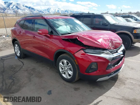 ✅ 2020 Chevrolet Blazer LT • VIN: 3GNKBHRSXLS618131 • Lot: 41663943. Wystawiony na IAAI z przebiegiem 38 943 mil. Bezpłatny archiwum sprzedaży aukcyjnych z USA i szczegółowy raport historii pojazdu na DreamBid. Zdjęcie 1.